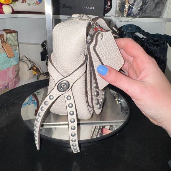 Coach Rivet Dakotah 15 Crossbody - Picture 2 of 9